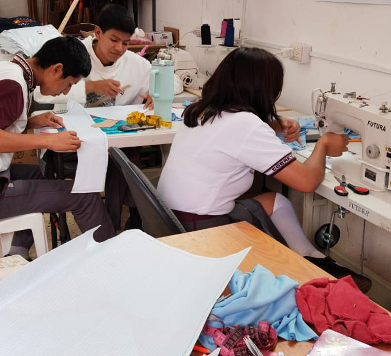 <p>Ampliamos nuestro trabajo a las mujeres rurales atendiendo el tema de gestión menstrual digna con una visión de generación de ingresos propios.</p>